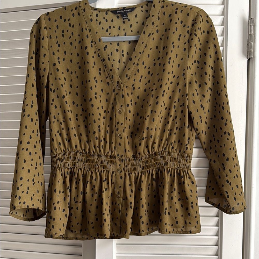 Banana republic  Olive polka dot Button-Down Top